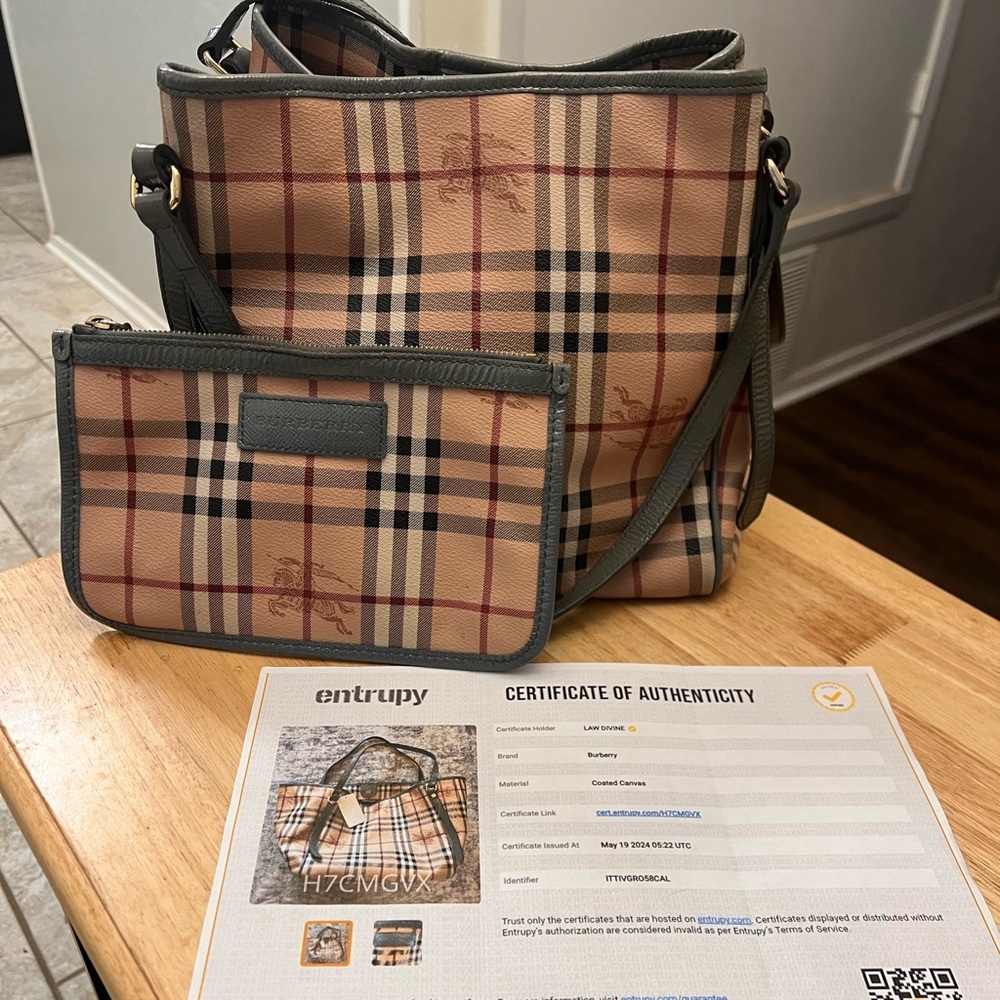 Authentic Burberry Haymarket Tote Purse Bag